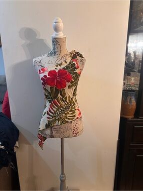 Geri C. One Shoulder Sleeveless Blouse